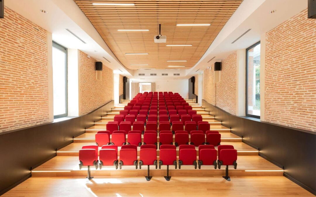 SALLE DE CONFÉRENCE – FLOURENS
